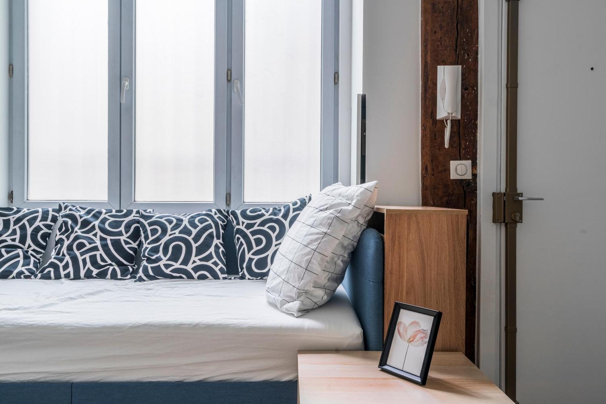 Apart Merryland Paris Chatelet Exterior photo
